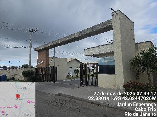 Vende-se em Cabo Frio-RJ  apto, 42.00 de área total, 42.00 de área privativa,  2_qto(s), WC, 1_sala(s), cozinha.
