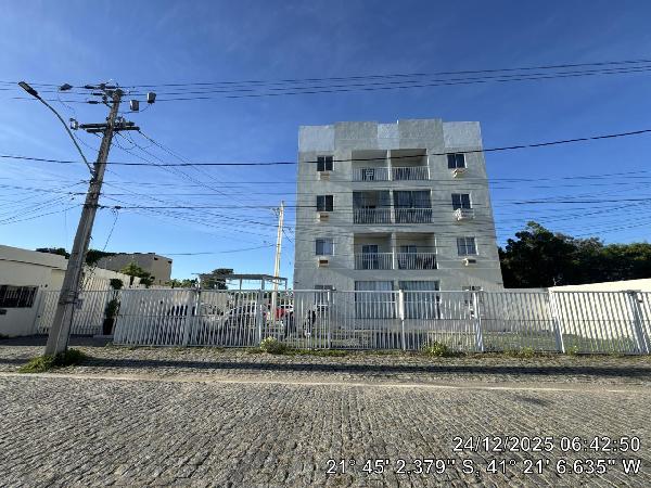 Vende-se em Campos Dos Goytacazes-RJ  apto, 55.39 de área total, 51.74 de área privativa,  2_qto(s), WC, 1_sala(s), cozinha, 1_vaga(s) de garagem.