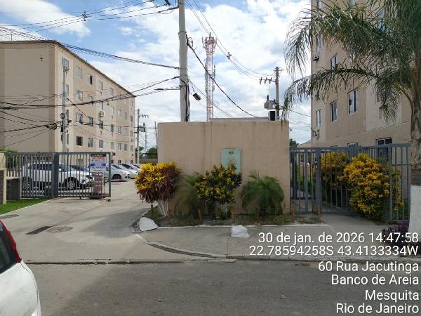 Vende-se em Mesquita-RJ  apto, 40.54 de área total, 40.54 de área privativa,  2_qto(s), a.serv, WC, 1_sala(s), cozinha.