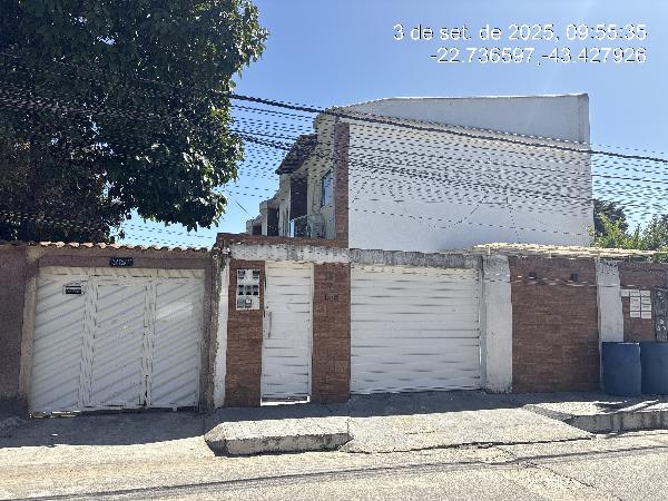 Vende-se em Belford Roxo-RJ  Casa, 90.58 de área total, 70.07 de área privativa, 90.58 de área do terreno,  2_qto(s), a.serv, WC, 1_sala(s), 1 lavabo(s), cozinha, 1_vaga(s) de garagem.