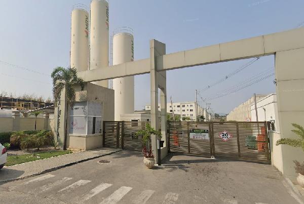 Vende-se em Itaborai-RJ  Terreno, 40.82 de área total, 200.00 de área do terreno,  2_qto(s), WC, 1_sala(s), cozinha.
