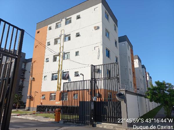 Vende-se em Duque De Caxias-RJ  apto, 69.84 de área total, 47.19 de área privativa,  2_qto(s), WC, 1_sala(s), cozinha.