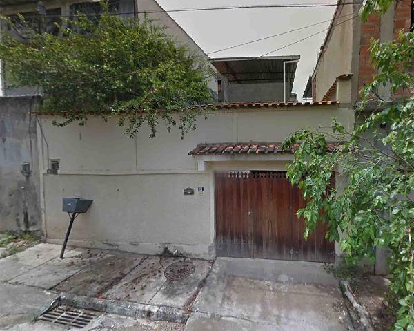 Vende-se em Itaborai-RJ  Casa, 75.00 de área total, 128.00 de área privativa, 128.00 de área do terreno,  2_qto(s), a.serv, WC, 1_sala(s), cozinha.