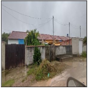 Vende-se em Mage-RJ  Casa, 51.85 de área privativa, 131.20 de área do terreno,  2_qto(s), varanda, WC, 1_sala(s), cozinha.