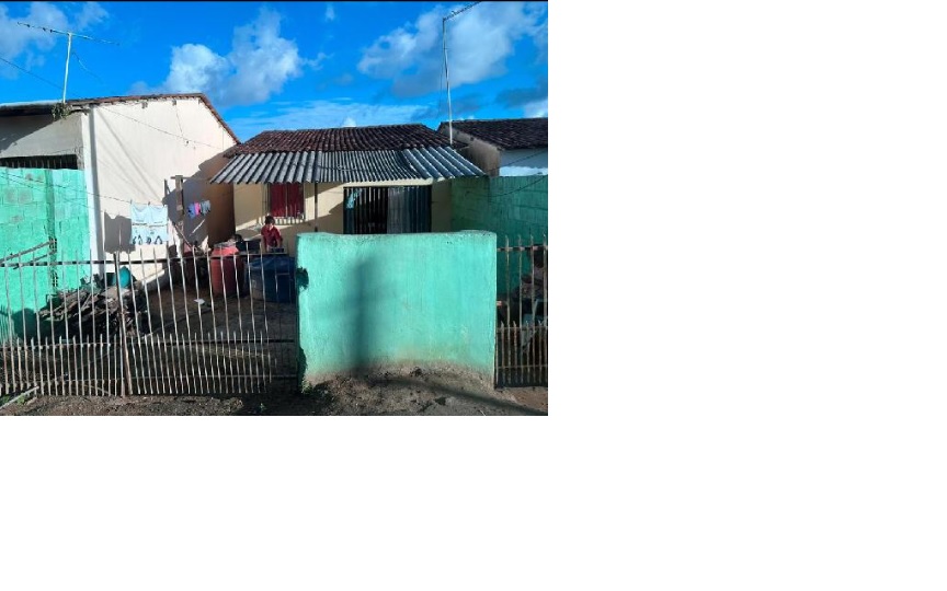 Vende-se em Cha De Alegria-PE  Casa, 50.36 de área privativa, 171.00 de área do terreno,  2_qto(s), a.serv, WC, 1_sala(s), cozinha, Terraco.