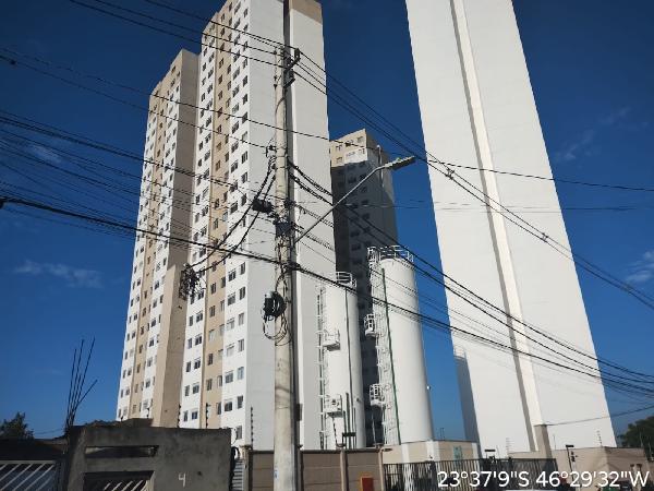 Vende-se em Sao Paulo-SP  apto, 54.55 de área total, 35.03 de área privativa,  2_qto(s), a.serv, WC, 1_sala(s), cozinha.