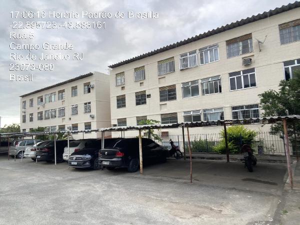 Vende-se em Rio De Janeiro-RJ  apto, 51.00 de área privativa, 0.01 de área do terreno,  2_qto(s), a.serv, WC, 1_sala(s), cozinha.