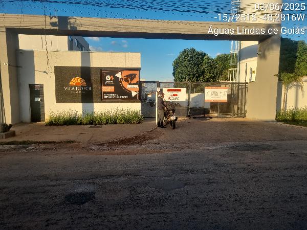 Vende-se em Aguas Lindas De Goias-GO  apto, 61.11 de área total, 52.56 de área privativa,  2_qto(s), a.serv, WC, 1_sala(s), cozinha, 1_vaga(s) de garagem.