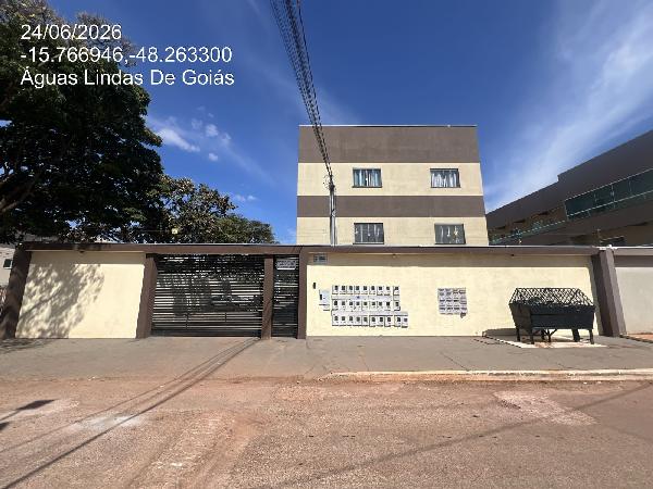 Vende-se em Aguas Lindas De Goias-GO  apto, 62.03 de área total, 56.73 de área privativa,  2_qto(s), a.serv, WC, 1_sala(s), cozinha.