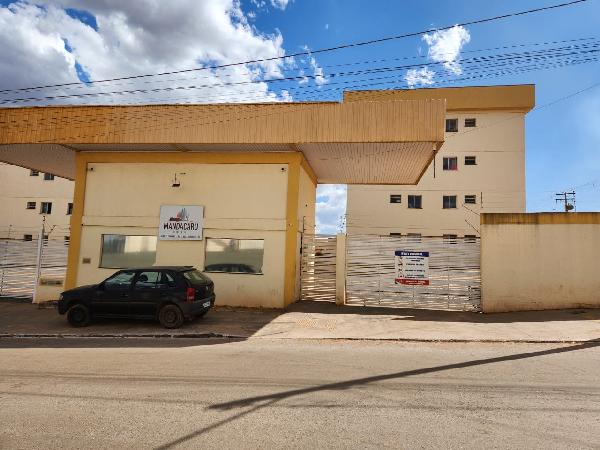 Vende-se em Aguas Lindas De Goias-GO  apto, 72.97 de área total, 54.43 de área privativa,  2_qto(s), a.serv, WC, 1_sala(s), cozinha, 1_vaga(s) de garagem.