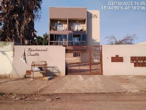 Vende-se em Aguas Lindas De Goias-GO  apto, 94.10 de área total, 67.58 de área privativa,  3_qto(s), a.serv, WC, 1_sala(s), cozinha.