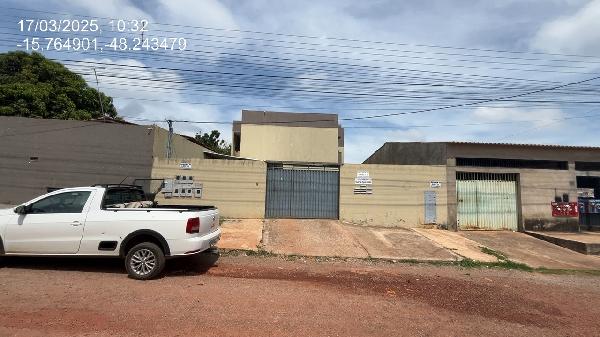 Vende-se em Aguas Lindas De Goias-GO  apto, 59.53 de área total, 59.53 de área privativa,  2_qto(s), varanda, a.serv, WC, 1_sala(s), 1_vaga(s) de garagem.