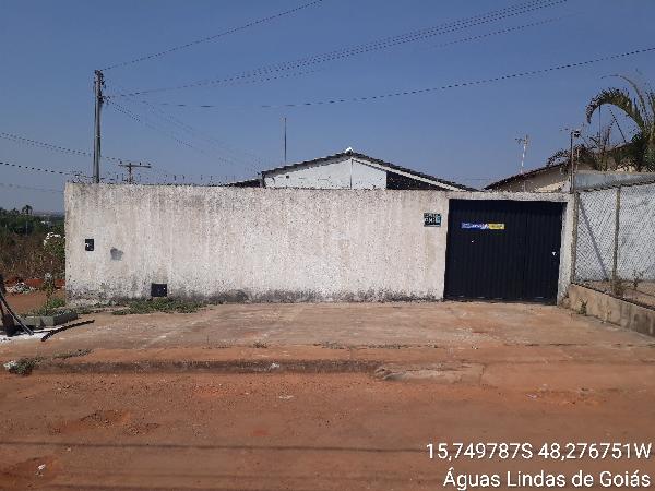 Vende-se em Aguas Lindas De Goias-GO  Casa, 135.00 de área privativa, 206.25 de área do terreno,  2_qto(s), a.serv, WC, 1_sala(s), 1 lavabo(s), cozinha, 1_vaga(s) de garagem.