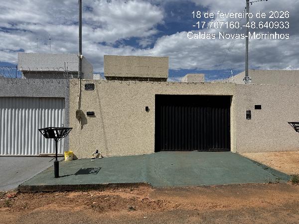 Vende-se em Caldas Novas-GO  Casa, 75.96 de área total, 75.96 de área privativa, 240.00 de área do terreno,  3_qto(s), a.serv, WC, 1_sala(s), cozinha, 1_vaga(s) de garagem.