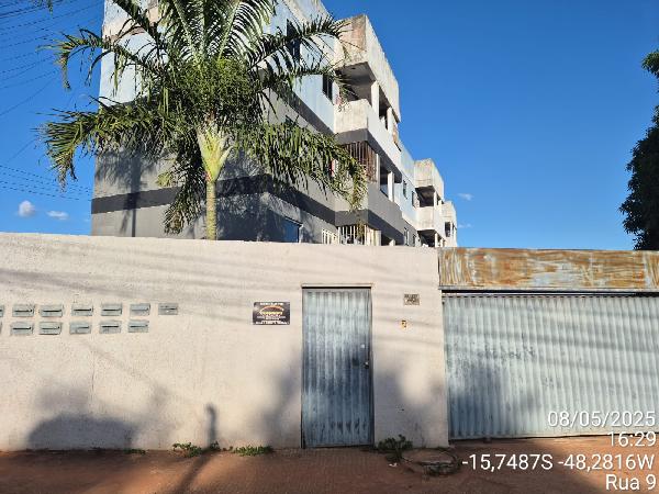 Vende-se em Aguas Lindas De Goias-GO  apto, 51.40 de área total, 45.89 de área privativa,  2_qto(s), WC, 1_sala(s), cozinha, 1_vaga(s) de garagem.