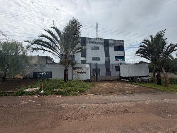Vende-se em Aguas Lindas De Goias-GO  apto, 104.48 de área total, 57.44 de área privativa,  2_qto(s), varanda, a.serv, WC, 1_sala(s), cozinha.