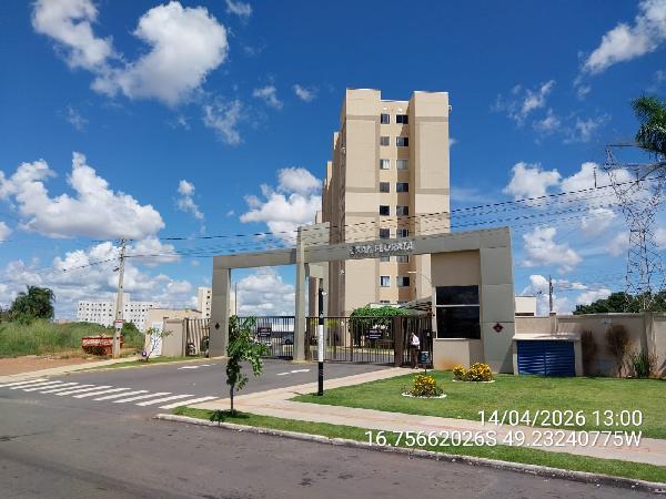 Vende-se em Aparecida De Goiania-GO  apto, 62.38 de área total, 42.65 de área privativa,  2_qto(s), a.serv, WC, 1_sala(s), cozinha, 1_vaga(s) de garagem.