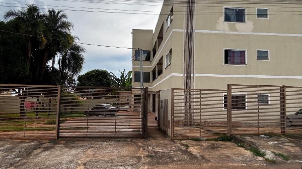 Vende-se em Cidade Ocidental-GO  apto, 58.93 de área privativa,  3_qto(s), a.serv, WC, 1_sala(s), cozinha, 1_vaga(s) de garagem.