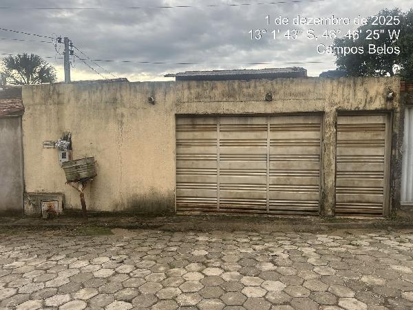 Vende-se em Campos Belos-GO  Casa, 162.33 de área total, 162.33 de área privativa, 225.00 de área do terreno,  3_qto(s), a.serv, WC, 2_sala(s), cozinha, 1_vaga(s) de garagem.