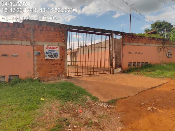 Vende-se em Aguas Lindas De Goias-GO  Casa, 68.31 de área privativa, 148.92 de área do terreno,  2_qto(s), a.serv, WC, 1_sala(s), cozinha.