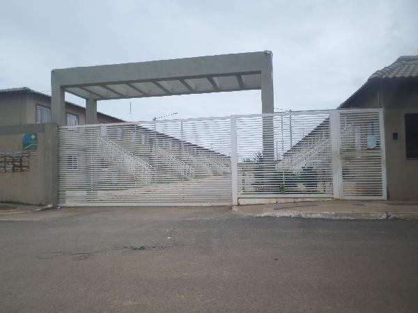 Vende-se em Aguas Lindas De Goias-GO  apto, 505.77 de área total, 77.26 de área privativa,  2_qto(s), a.serv, WC, 1_sala(s), cozinha, 1_vaga(s) de garagem.