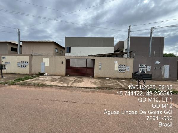 Vende-se em Aguas Lindas De Goias-GO  apto, 88.98 de área total, 57.93 de área privativa,  2_qto(s), a.serv, WC, 1_sala(s), cozinha, 1_vaga(s) de garagem.