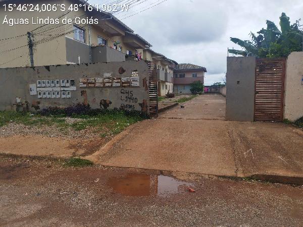 Vende-se em Aguas Lindas De Goias-GO  apto, 114.50 de área total, 56.18 de área privativa,  2_qto(s), a.serv, WC, 1_sala(s), cozinha, 1_vaga(s) de garagem.