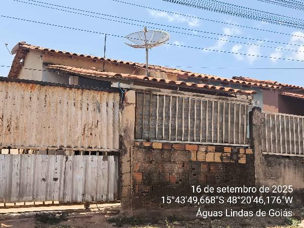 Vende-se em Aguas Lindas De Goias-GO  Casa, 59.81 de área total, 59.81 de área privativa, 200.00 de área do terreno,  2_qto(s), a.serv, WC, 1_sala(s), cozinha, 1_vaga(s) de garagem.