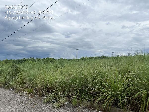 Vende-se em Aguas Lindas De Goias-GO  Terreno, 200.64 de área do terreno.