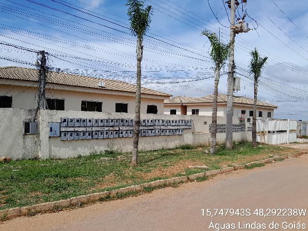 Vende-se em Aguas Lindas De Goias-GO  apto, 63.00 de área total, 58.60 de área privativa,  2_qto(s), WC, 1_sala(s), cozinha.