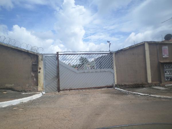 Vende-se em Cidade Ocidental-GO  Casa, 58.35 de área privativa, 100.80 de área do terreno,  2_qto(s), a.serv, WC, 1_sala(s), cozinha, 1_vaga(s) de garagem.
