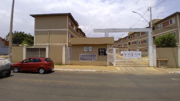 Vende-se em Aguas Lindas De Goias-GO  apto, 44.77 de área privativa,  2_qto(s), a.serv, WC, 1_sala(s), cozinha, 1_vaga(s) de garagem.