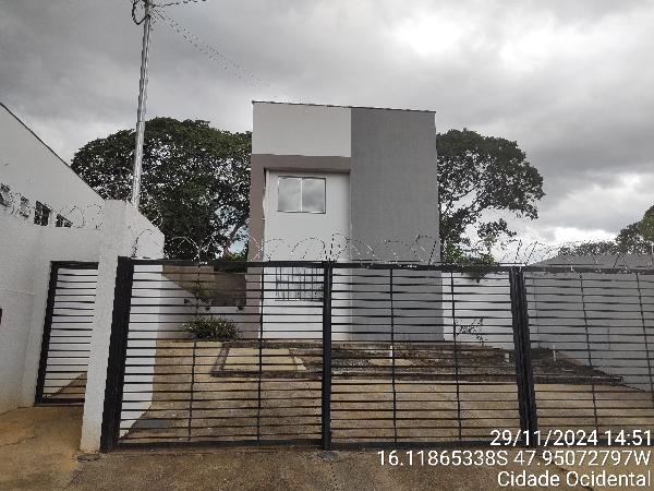 Vende-se em Cidade Ocidental-GO  apto, 51.31 de área privativa,  3_qto(s), a.serv, WC, 1_sala(s), cozinha, 1_vaga(s) de garagem.