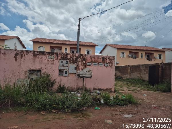 Vende-se em Aguas Lindas De Goias-GO  apto, 76.23 de área total, 63.73 de área privativa,  2_qto(s), a.serv, WC, 1_sala(s), cozinha, 1_vaga(s) de garagem.