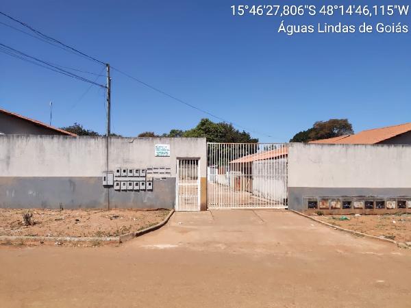 Vende-se em Cidade Ocidental-GO  apto, 57.38 de área privativa,  2_qto(s), a.serv, WC, 1_sala(s), cozinha, 1_vaga(s) de garagem.