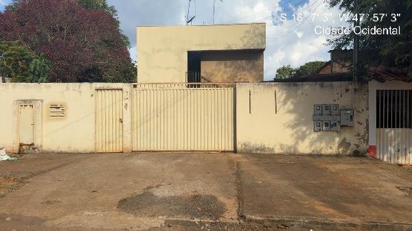 Vende-se em Cidade Ocidental-GO  apto, 88.24 de área total, 51.08 de área privativa,  2_qto(s), varanda, a.serv, WC, 1_sala(s), cozinha.