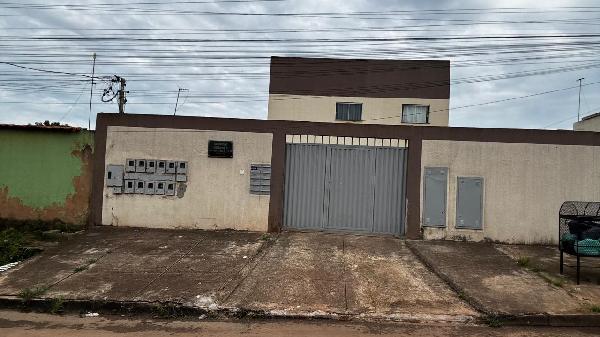 Vende-se em Aguas Lindas De Goias-GO  apto, 51.56 de área privativa,  2_qto(s), a.serv, WC, 1_sala(s), cozinha.