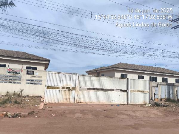 Vende-se em Aguas Lindas De Goias-GO  apto, 74.25 de área total, 58.60 de área privativa,  2_qto(s), a.serv, WC, 1_sala(s), cozinha.