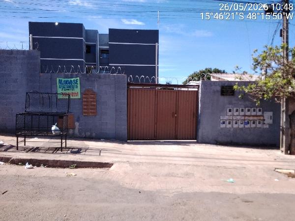 Vende-se em Aguas Lindas De Goias-GO  apto, 76.79 de área total, 49.45 de área privativa,  2_qto(s), a.serv, WC, 1_sala(s), cozinha.