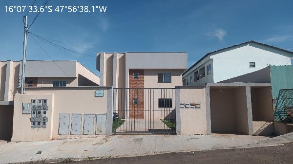 Vende-se em Cidade Ocidental-GO  apto, 49.48 de área privativa,  2_qto(s), a.serv, WC, 1_sala(s), cozinha, 1_vaga(s) de garagem.