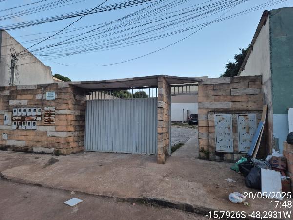 Vende-se em Aguas Lindas De Goias-GO  apto, 59.54 de área total, 53.50 de área privativa,  2_qto(s), a.serv, WC, 1_sala(s), cozinha.