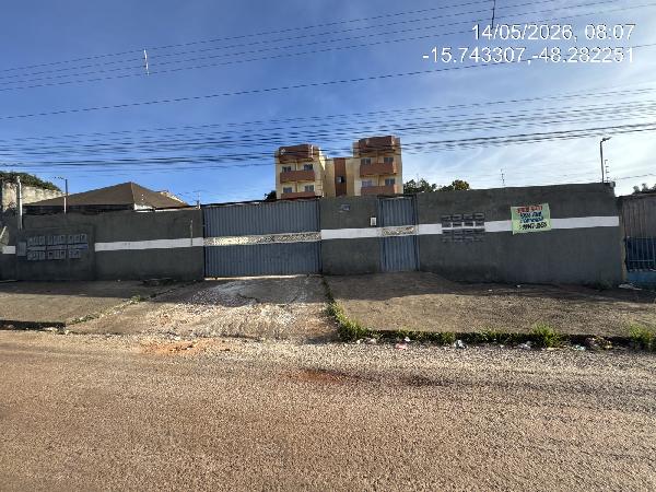 Vende-se em Aguas Lindas De Goias-GO  apto, 51.48 de área total, 51.48 de área privativa,  2_qto(s), a.serv, WC, 1_sala(s), cozinha.