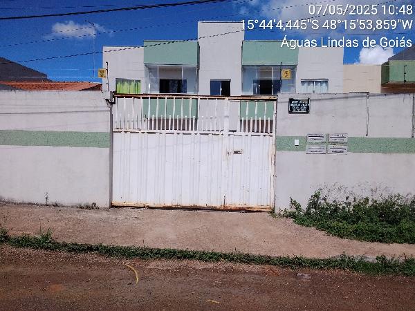 Vende-se em Aguas Lindas De Goias-GO  apto, 99.32 de área total, 54.72 de área privativa,  2_qto(s), varanda, a.serv, WC, 1_sala(s), cozinha, 1_vaga(s) de garagem.