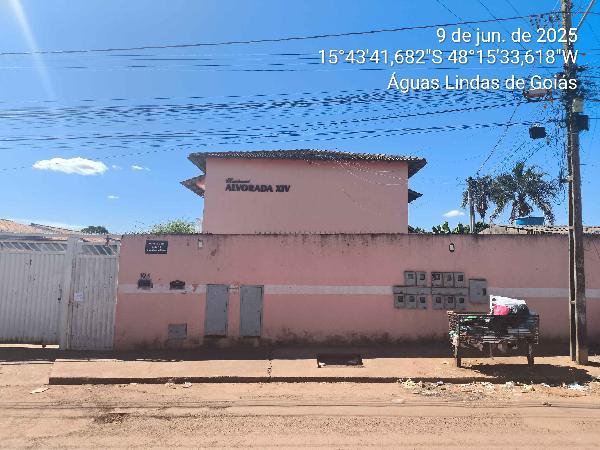 Vende-se em Aguas Lindas De Goias-GO  apto, 87.45 de área total, 66.01 de área privativa,  2_qto(s), a.serv, WC, 1_sala(s), cozinha, 1_vaga(s) de garagem.