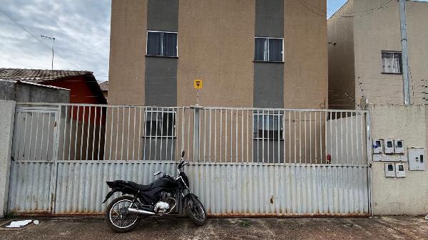 Vende-se em Aguas Lindas De Goias-GO  apto, 55.22 de área privativa,  2_qto(s), a.serv, WC, 1_sala(s), cozinha.