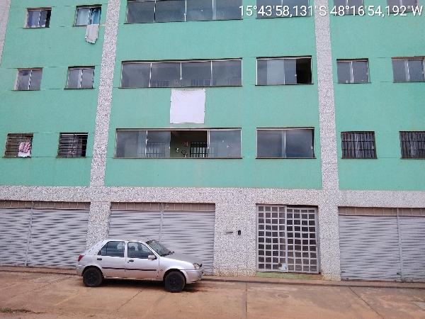 Vende-se em Aguas Lindas De Goias-GO  apto, 41.66 de área total, 41.66 de área privativa,  2_qto(s), a.serv, WC, 1_sala(s), cozinha.
