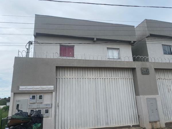 Vende-se em Aguas Lindas De Goias-GO  apto, 55.02 de área privativa,  2_qto(s), a.serv, WC, 1_sala(s), cozinha.