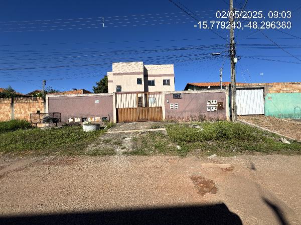 Vende-se em Aguas Lindas De Goias-GO  apto, 50.40 de área total, 62.90 de área privativa,  2_qto(s), WC, 1_sala(s), cozinha.