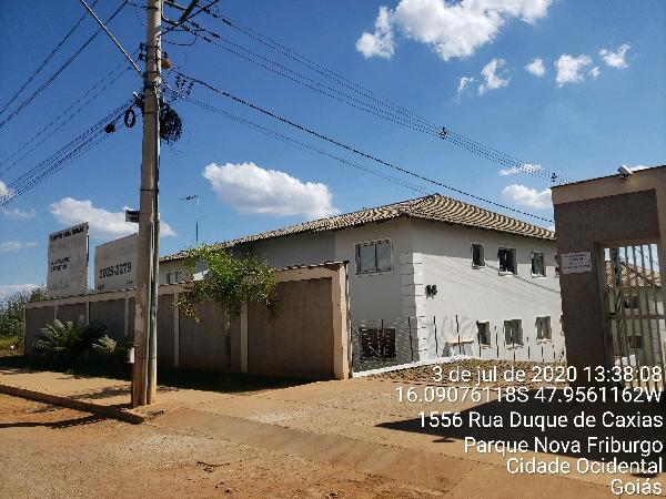 Vende-se em Cidade Ocidental-GO  apto, 42.00 de área privativa,  2_qto(s), a.serv, WC, 1_sala(s), cozinha, 1_vaga(s) de garagem.