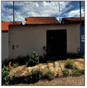 Vende-se em Aguas Lindas De Goias-GO  Casa, 77.36 de área privativa, 260.00 de área do terreno,  2_qto(s), varanda, a.serv, WC, 1_sala(s), cozinha.